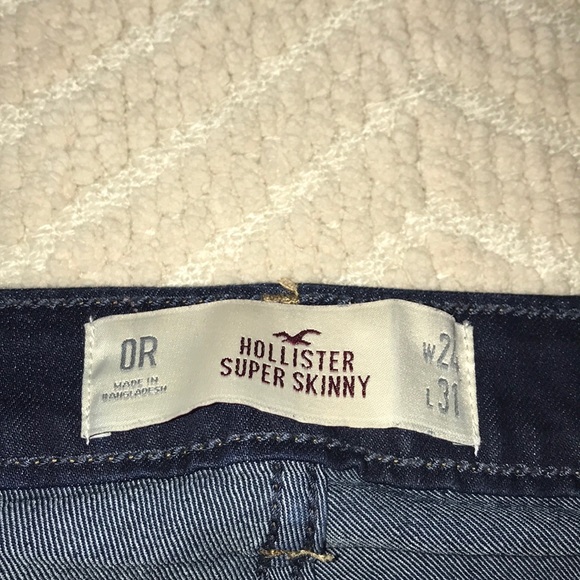 Hollister dark blue skinny jeans - Picture 2 of 4